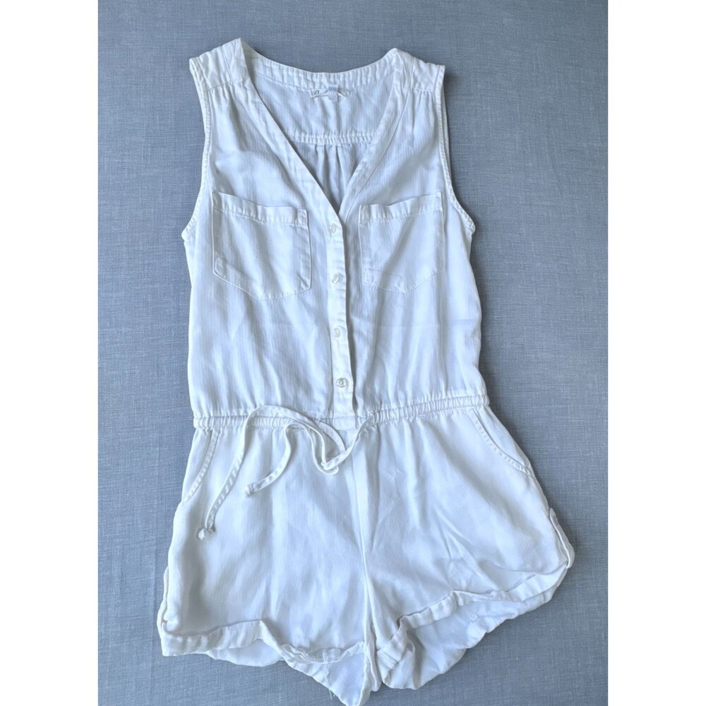 On The Road White Sleeveless Romper Small Button Front Drawstring Waist Pockets